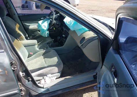 1996 Honda Accord Ex/Ex-R z USA, uszkodzony, nr VIN 1HGCD5653TA199983